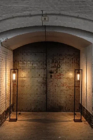 Bon Plan Lampadaire industriel 140 cm pour salon Kiko