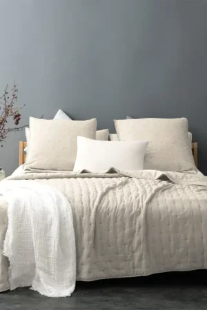Couvre lit matelassé et moelleux Offre Spéciale