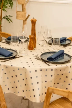 Commande En Gros Nappe ronde enduite à pois