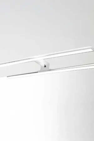 Nouvelle Collection Applique LED de salle de bain Yuma chrome 8 W THYS