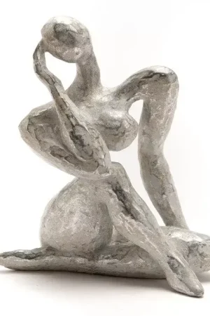 STATUE FEMME ARGENTÉE COQUETTE Prix Cassé