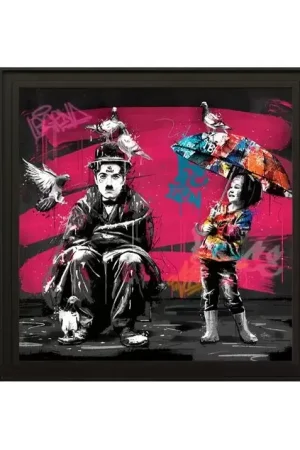 Commander Maintenant CHARLIE CHAPLIN