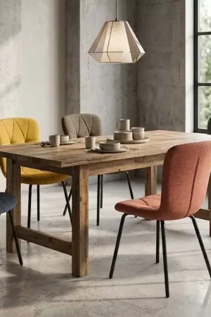 Bon Marché CHAISE / EMMY