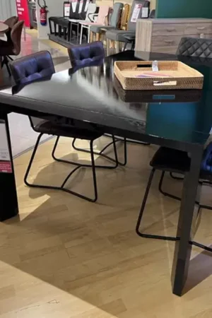 Table laquée Petit Prix