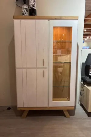 Vitrine 2 portes avec led Prix Cassé