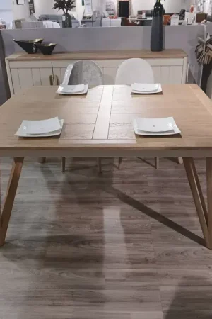 Table fausse carré Promotion Saisonnière