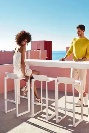 Expédié Aujourd'hui Tabouret d'extérieur Wallstreet Vondom, polypropylène fibre de verre, 2 pièces