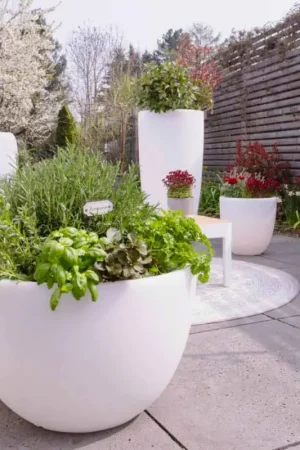 Vase avec éclairage LED ou solaire Design moderne de différentes tailles - Svasostar Nouvelle Collection