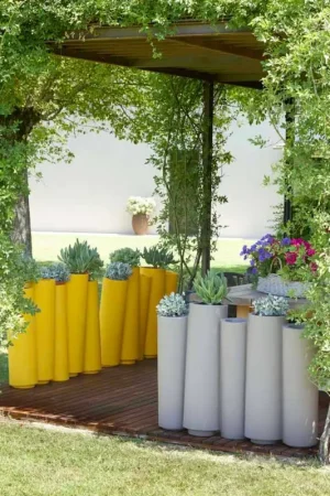 Vase décoratif de design moderne pour jardin Slide Bamboo fabriqué en Italie Remise